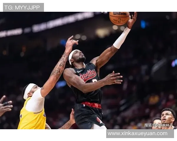 湖人对决开拓者激战正酣2月27日NBA精彩赛事回顾与分析