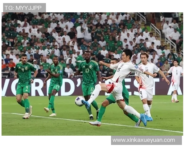 足球友谊赛激情对决罗克达尔迎战圣乔治展现球队风采